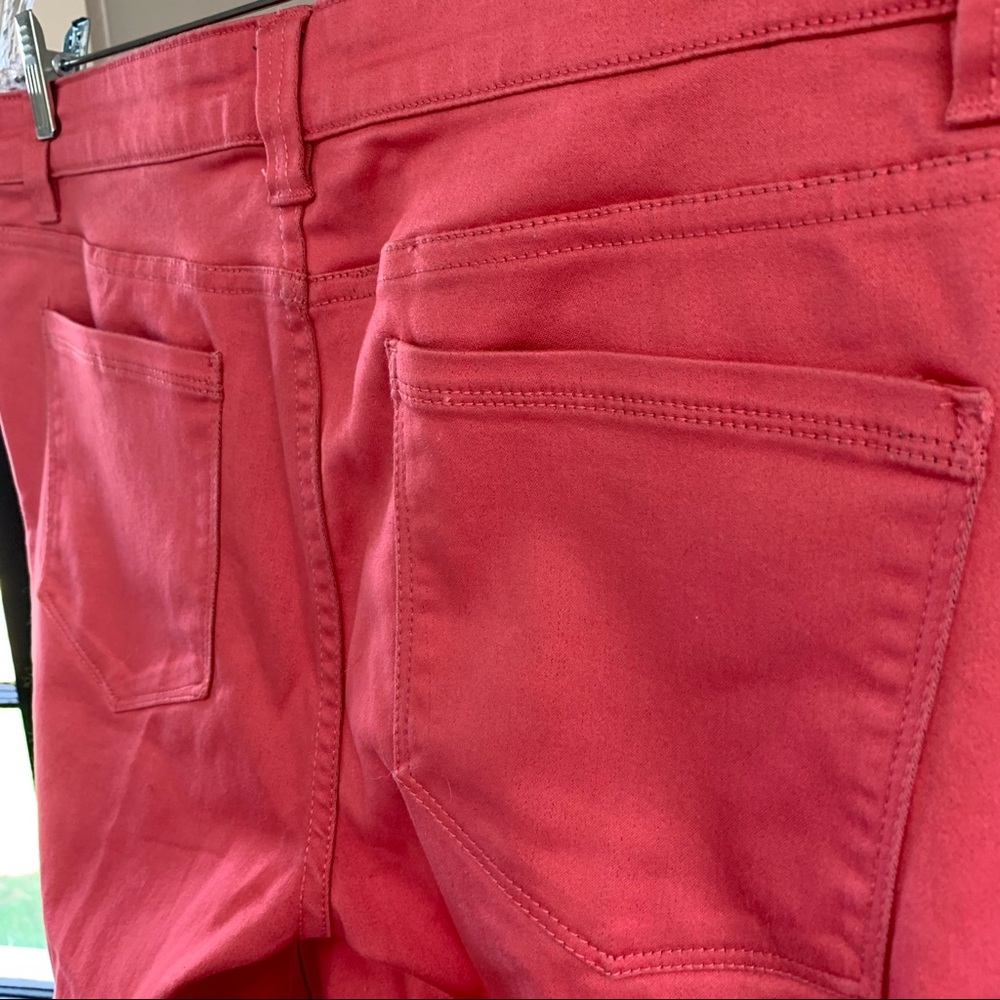 Joe Fresh Pink Slim Fit Capri Cotton Jeans | 14 - Picture 6 of 7